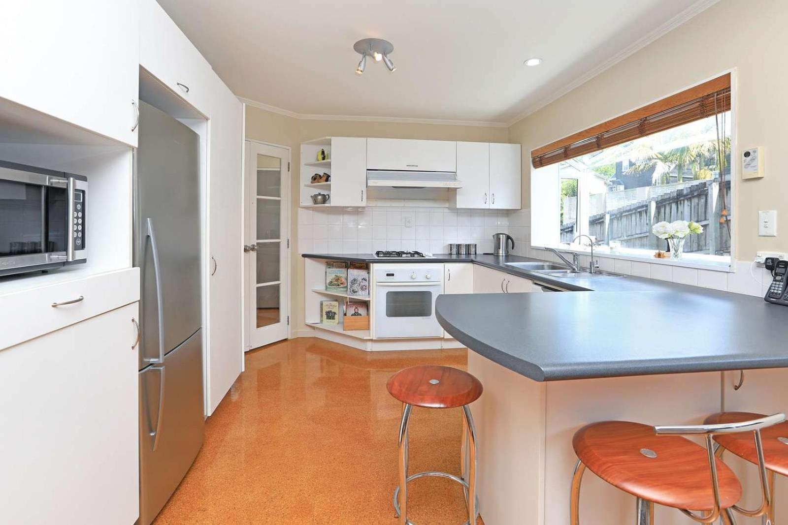Privatunterkunft In Remuera With Free Street Carpark, Handy Close To Cuisine Restaurant And Public Transportation Auckland